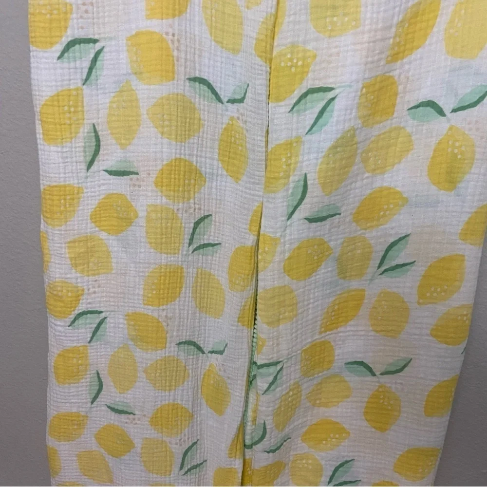 Cloud Island 100% Cotton Muslin Swaddle Baby Blanket Lemon Pom Pom Trim Set of 2